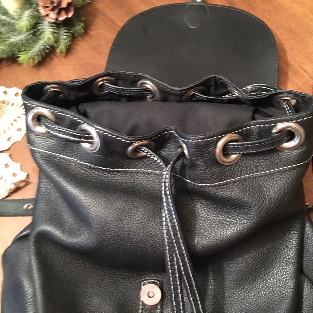 Harley Davidson backpack authentic!! - Picture 3 of 5